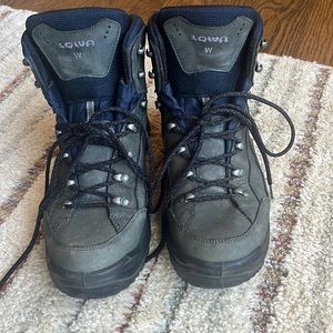 Mens Lowa Renegade hiking boots